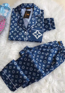 LV  Pajamas/ Sleepsuit / Sleepwear Silk Set